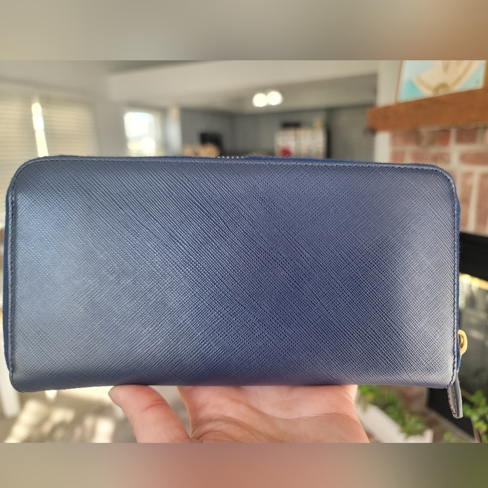 Prada Large Safino Leather Wallet - Picture 2 of 13